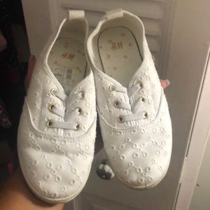 HM canvas shoes